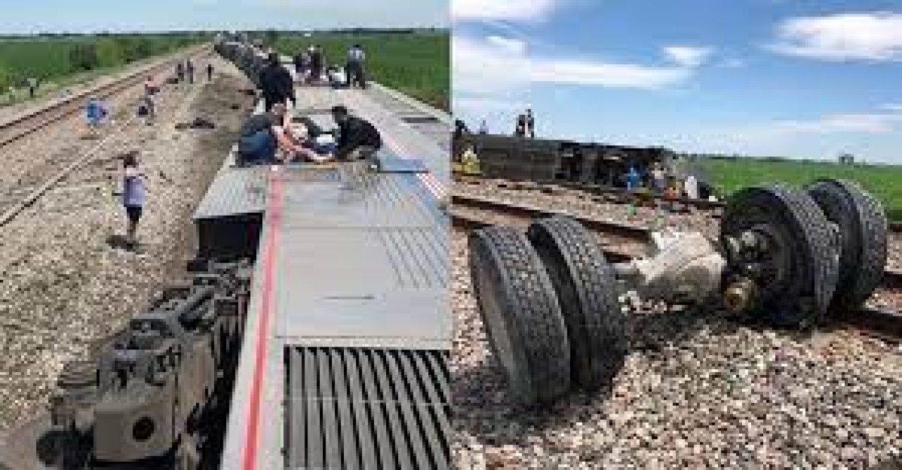 যুক্তরাষ্ট্রে ট্রাকের সঙ্গে সংঘর্ষের পর ট্রেন লাইনচ্যুত, হতাহত ৫৩