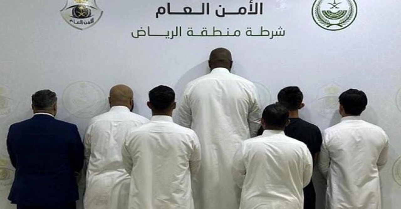 পুলিশ সেজে ভিডিও বানিয়ে পোস্ট, সৌদিতে গ্রেপ্তার ৭