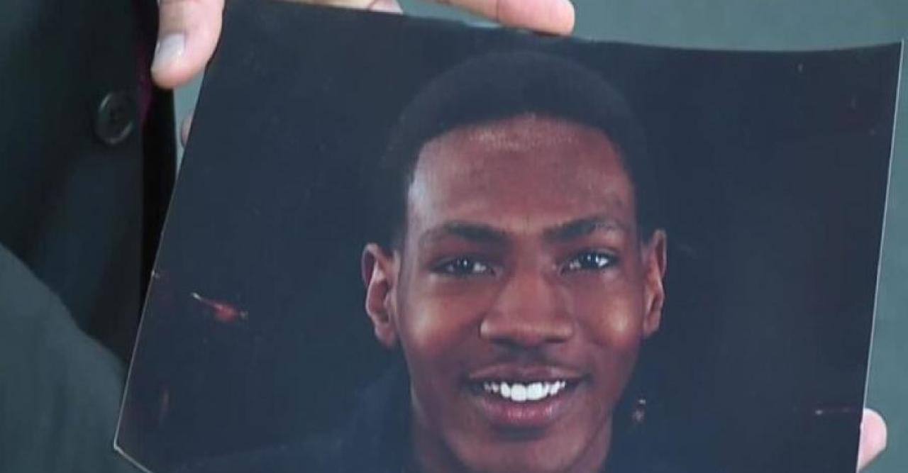 কৃষ্ণাঙ্গের শরীরে ৬০টি গুলি পুলিশের, উত্তাল ওহাইও