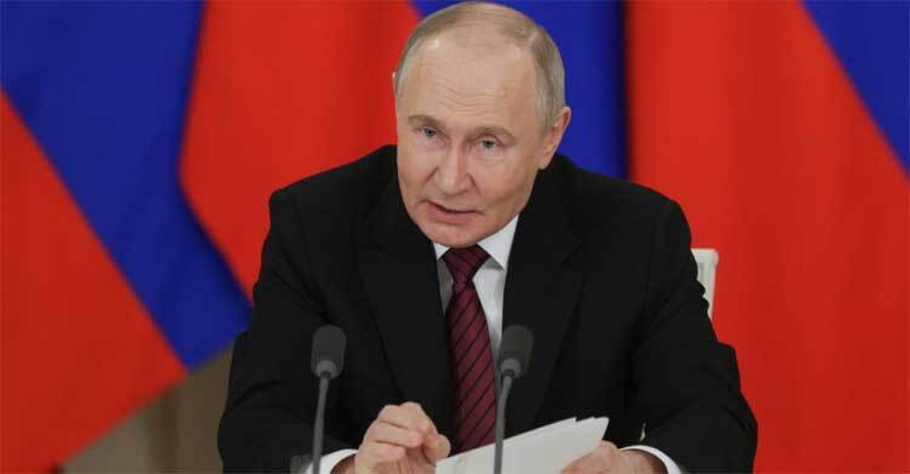 চীনে পা রাখলেন পুতিন