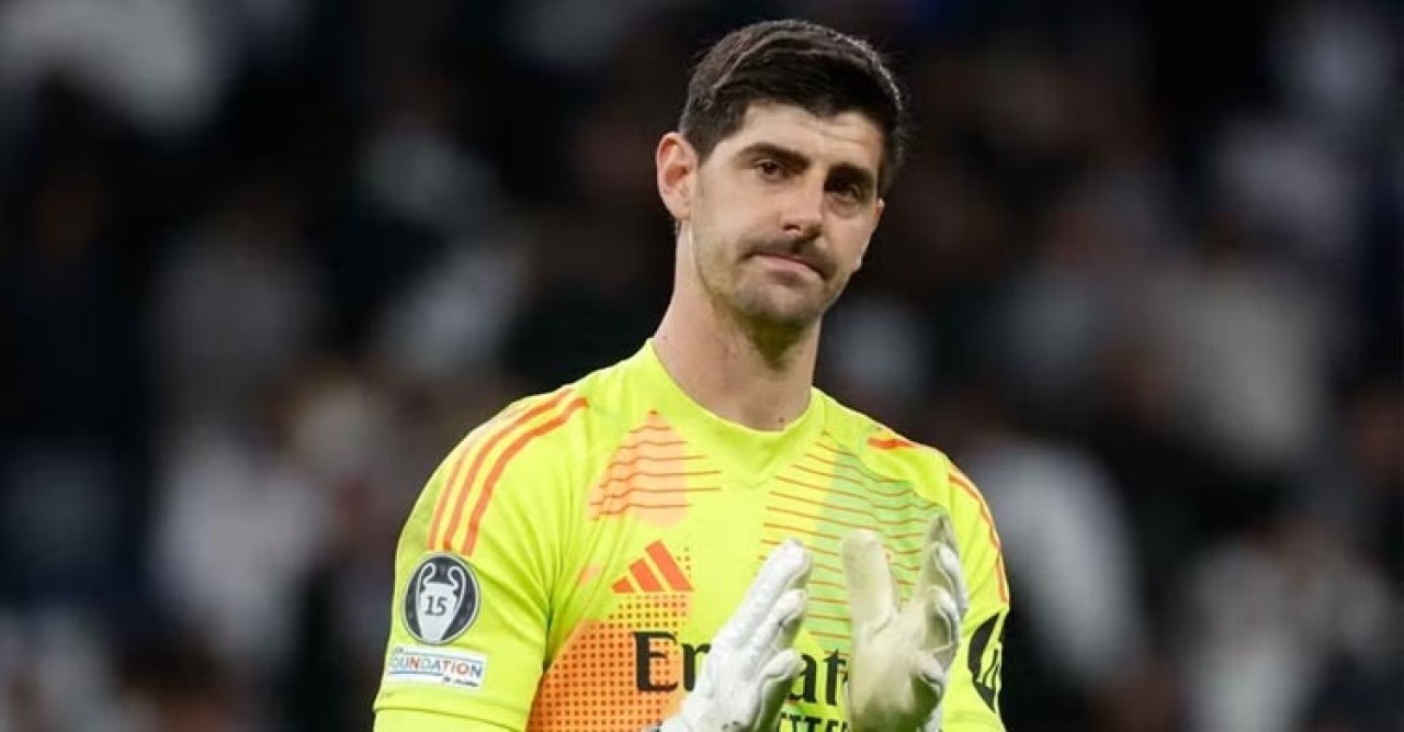 ধারা ভেঙে কর্তোয়ার সঙ্গে নতুন চুক্তিতে যাচ্ছে রিয়াল