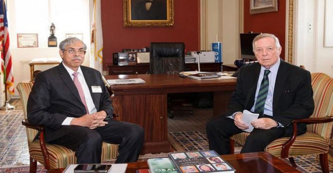 ড. ইউনূসের বিরুদ্ধে হয়রানি বন্ধের আহ্বান মার্কিন সিনেটরের