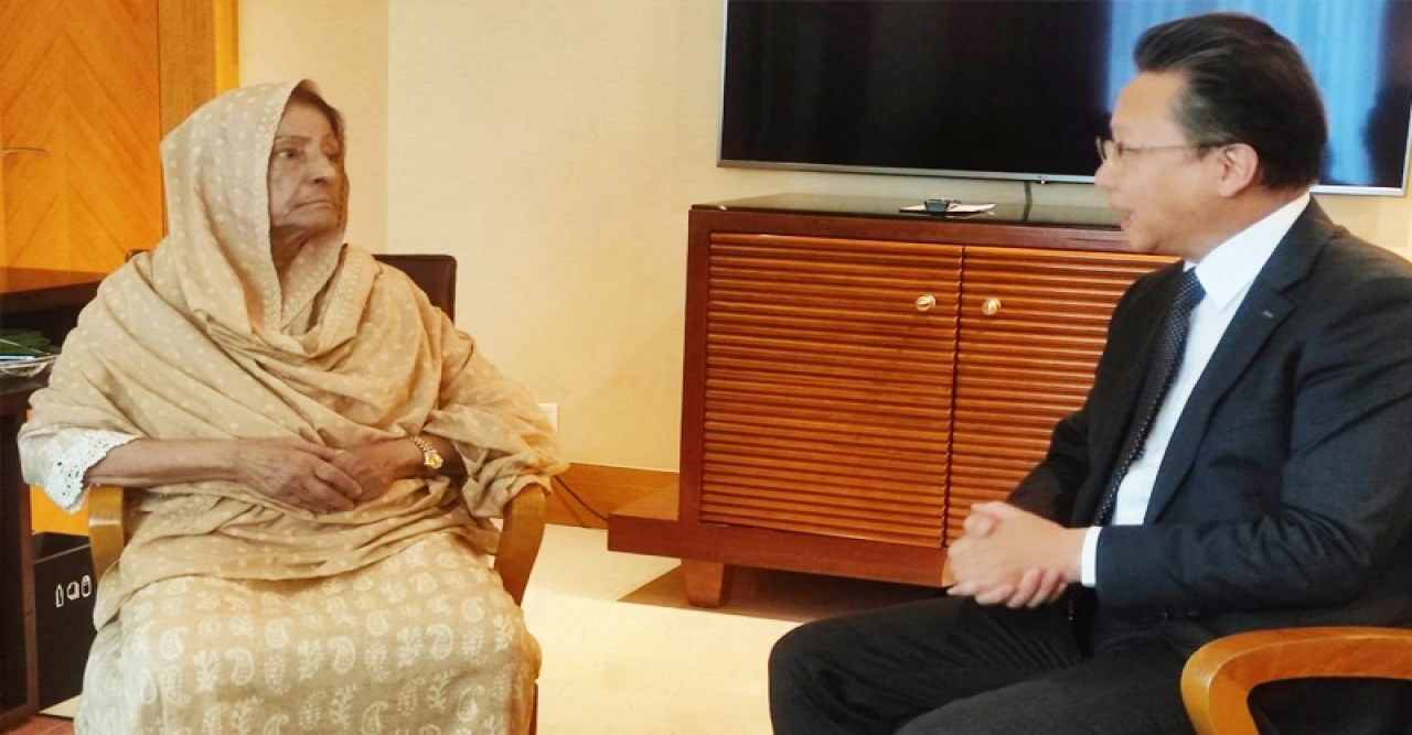 রওশন এরশাদের সঙ্গে চীনের রাষ্ট্রদূতের বিদায়ি সাক্ষাৎ