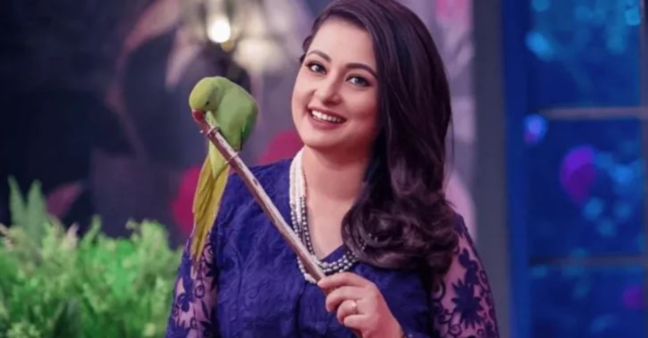 ১৩ বছর বয়সেই নায়িকা, একচল্লিশেও সবার ‘ক্রাশ’ পূর্ণিমা