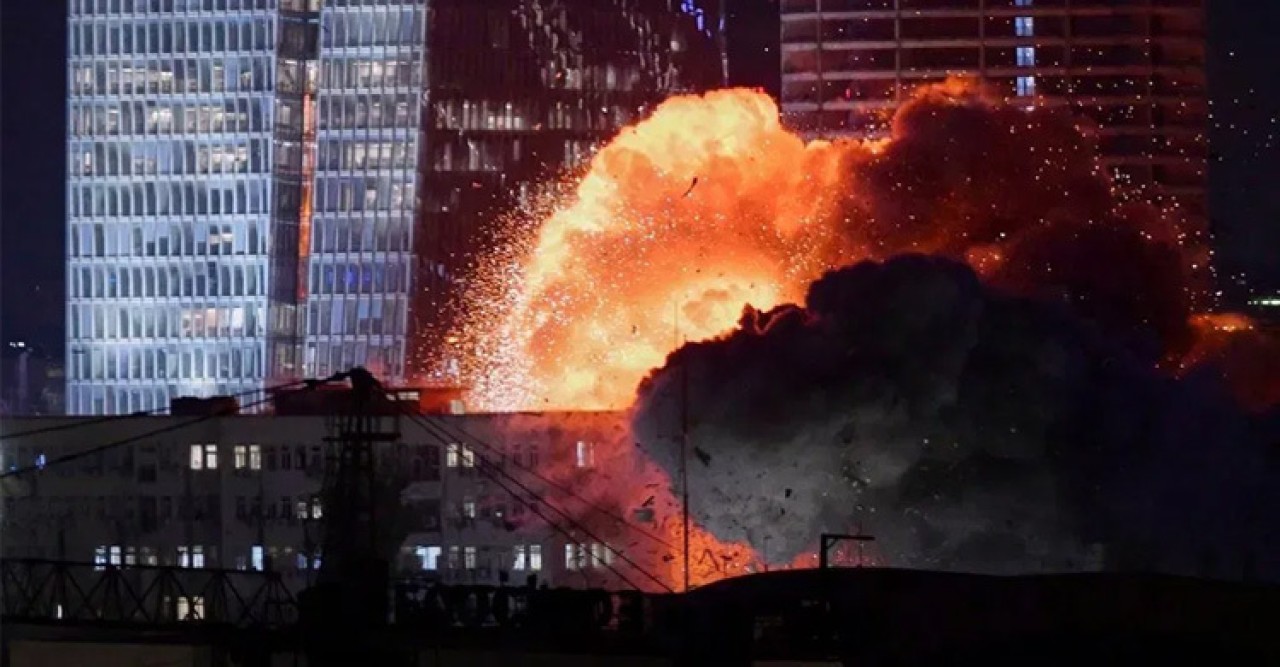 ইসরায়েল-ইরান সংঘাত গড়ালো দ্বিতীয় সপ্তাহে, কূটনীতিতে জোর