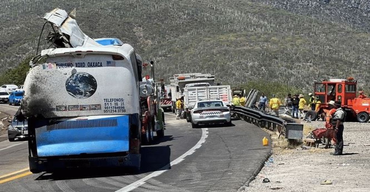 মেক্সিকোয় বাস খাদে, ১৬ অভিবাসনপ্রত্যাশী নিহত