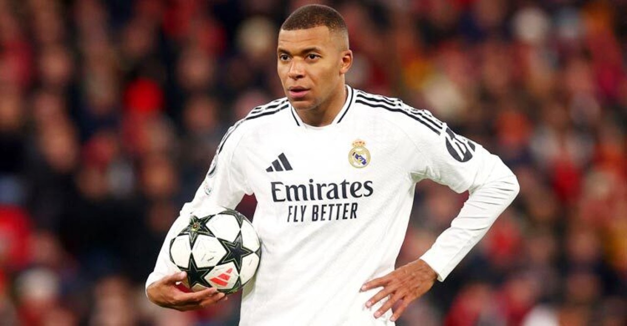 ক্লাব বিশ্বকাপ প্রথম ম্যাচে অনিশ্চিত এমবাপে