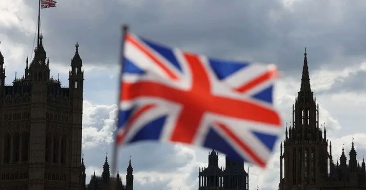 অবৈধ অভিবাসন রোধে যুক্তরাজ্যের নতুন পরিকল্পনা