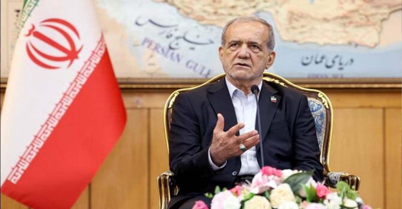 খামেনিকে হত্যা মুসলিম বিশ্বের সঙ্গে যুদ্ধ ঘোষণা