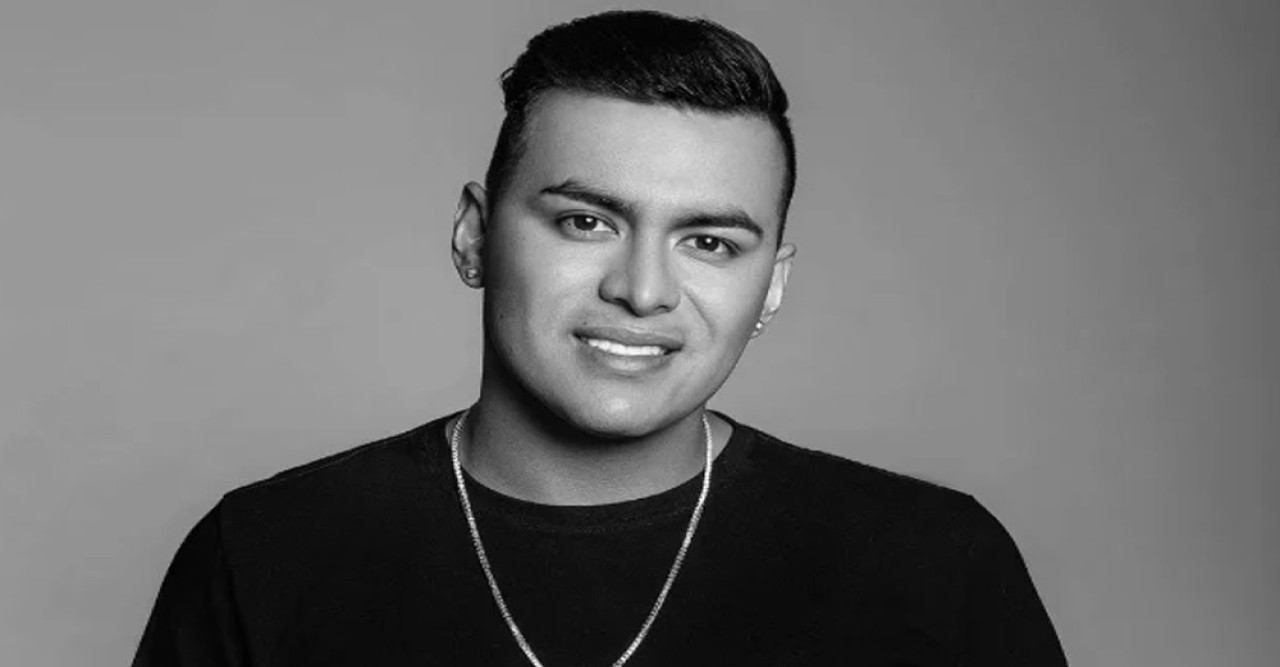 বিমান দুর্ঘটনায় নিহত জনপ্রিয় সংগীতশিল্পী