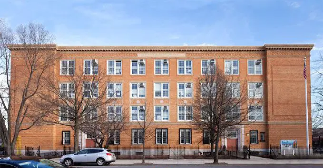 ব্র্রুকলিনে পিএস ২১৪ কে স্কুলে বাংলা ভাষায় শিক্ষাদান