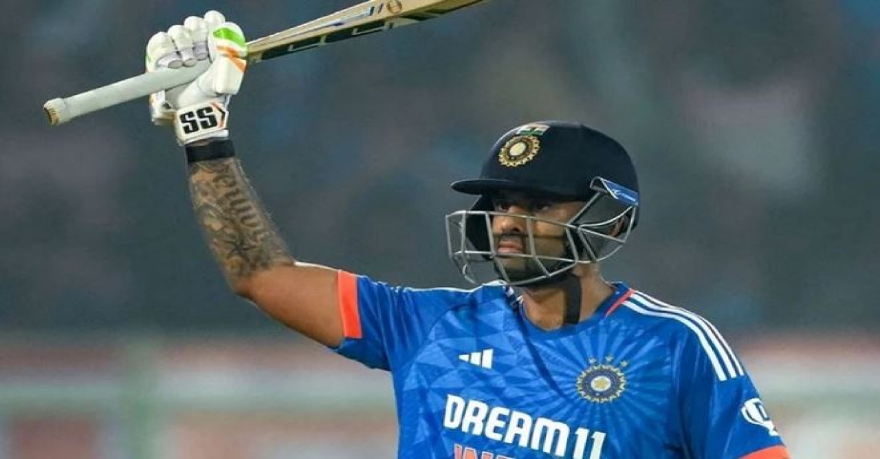 শেষ বলে জিতল ভারত