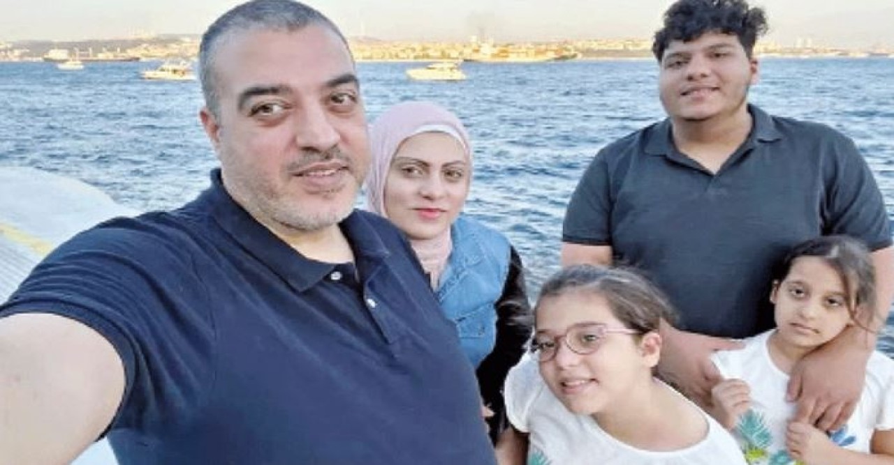 বিবিসির সাংবাদিকের দুর্ভোগ ঘরে ফেরার আকুতি শিশুসন্তানদের