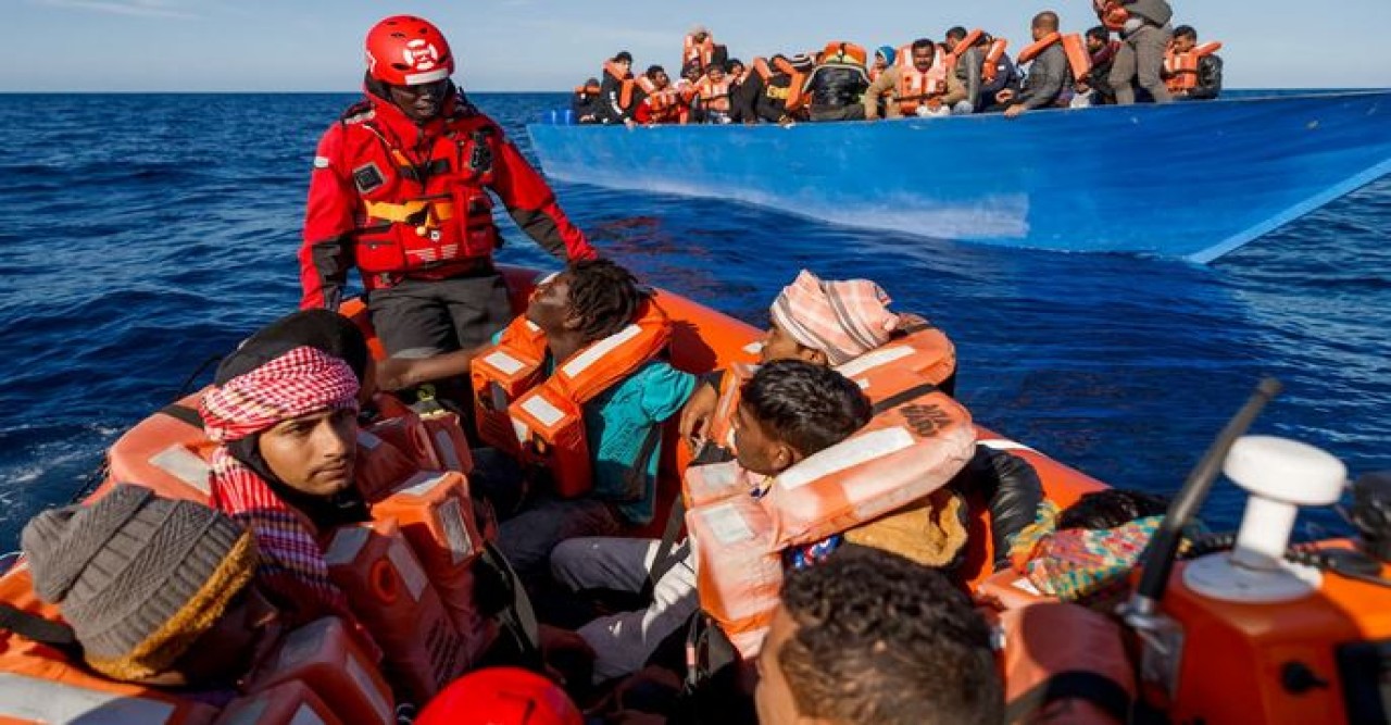 সমুদ্রপথে ইতালি যাওয়া অভিবাসীদের শীর্ষে বাংলাদেশিরা