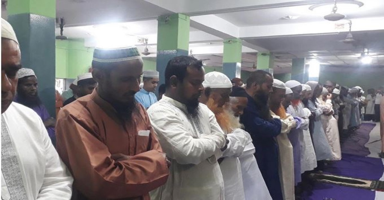 সৌদি আরবের সঙ্গে মিল রেখে দিনাজপুরে ১৩ উপজেলায় উদযাপিত হচ্ছে ঈদুল ফিতর