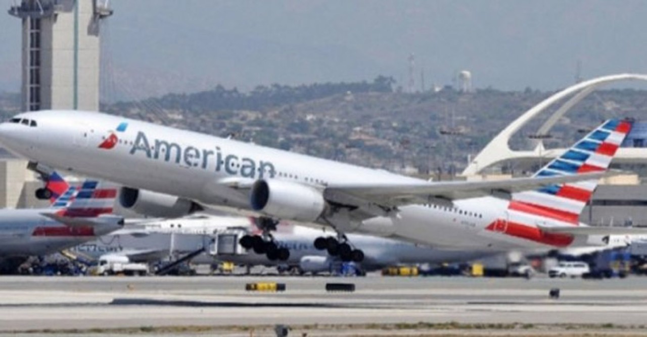 বজ্রঝড়ের কারণে যুক্তরাষ্ট্রে ২৬০০ ফ্লাইট বাতিল