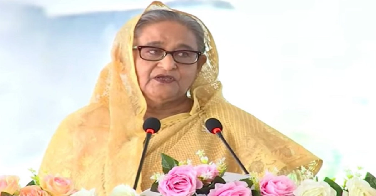 মাঠে কাজ করা, ফসল ফলানোয় লজ্জার কিছু নেই : প্রধানমন্ত্রী