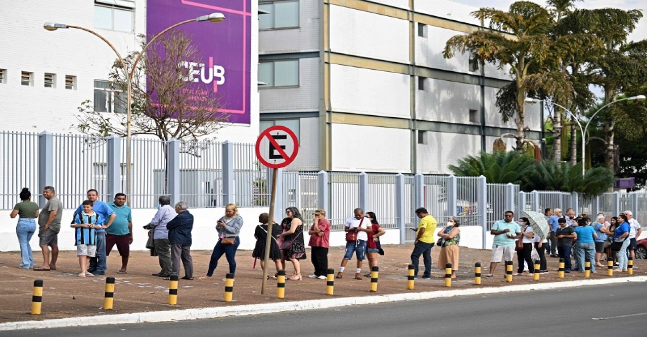 ব্রাজিলে প্রেসিডেন্ট নির্বাচনের ভোটগ্রহণ চলছে, অস্থিরতার আশঙ্কা