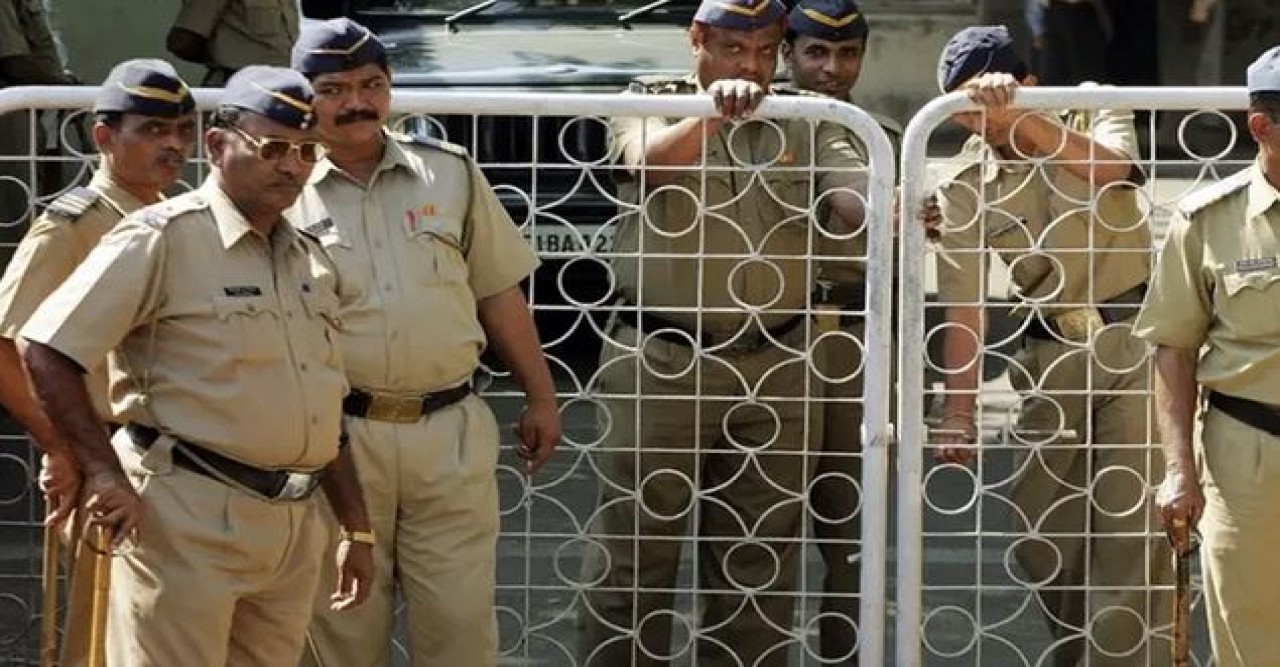 ভারতের ৫০ স্কুলে বোমা হামলার হুমকি, আতঙ্কে রাজধানীবাসী