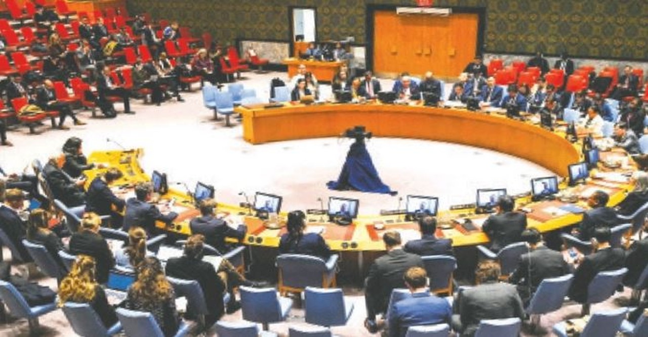 ইসরায়েলে অস্ত্র সরবরাহ বন্ধের প্রস্তাব পাস