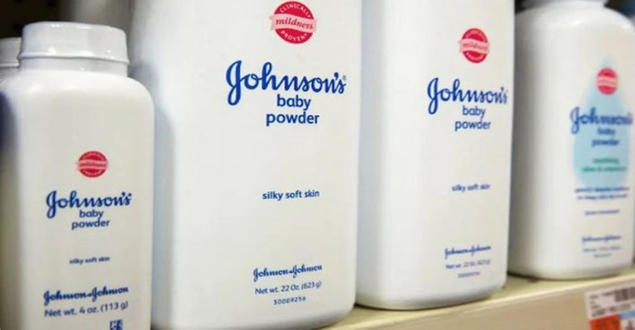 বেবি পাউডার কেলেঙ্কারিতে ৭০ কোটি ডলার ক্ষতিপূরণ জনসনের