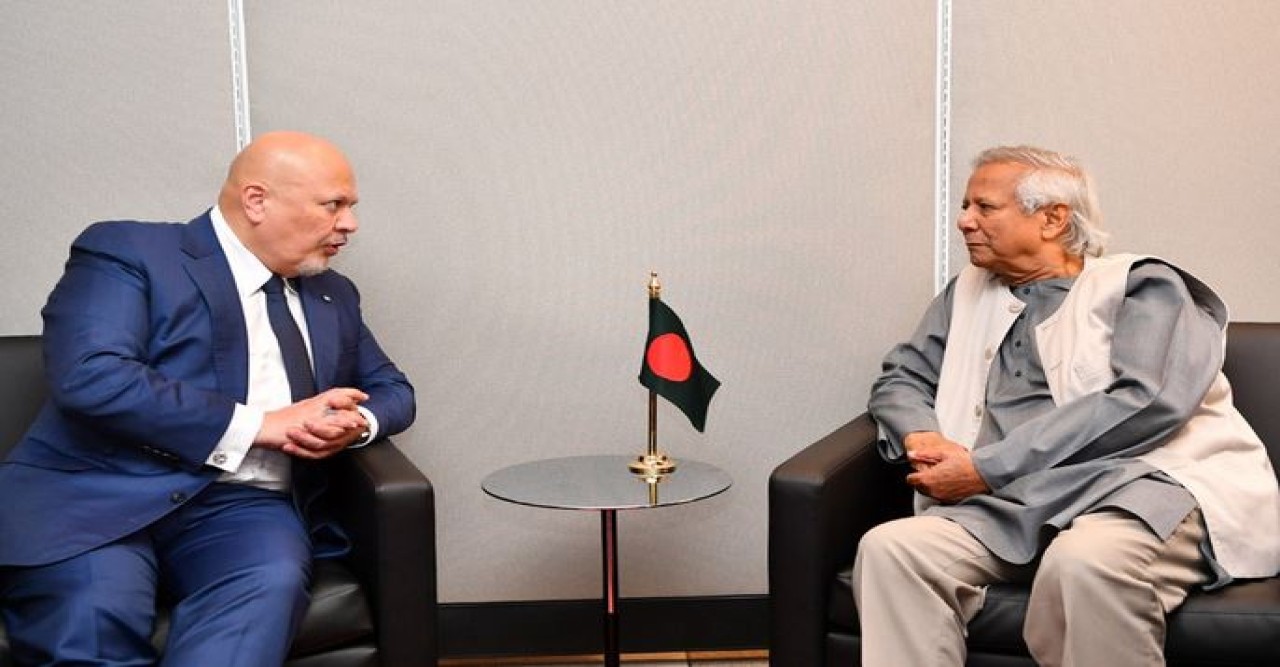 আইসিসির প্রধান কৌঁসুলির সঙ্গে ড. ইউনূসের বৈঠক, গণহত্যা নিয়ে আলোচনা