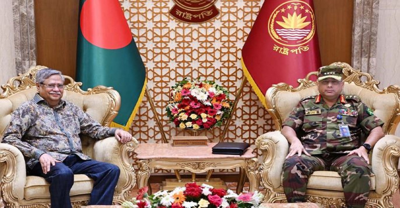 রাষ্ট্রপতির সঙ্গে সেনাপ্রধানের সাক্ষাৎ
