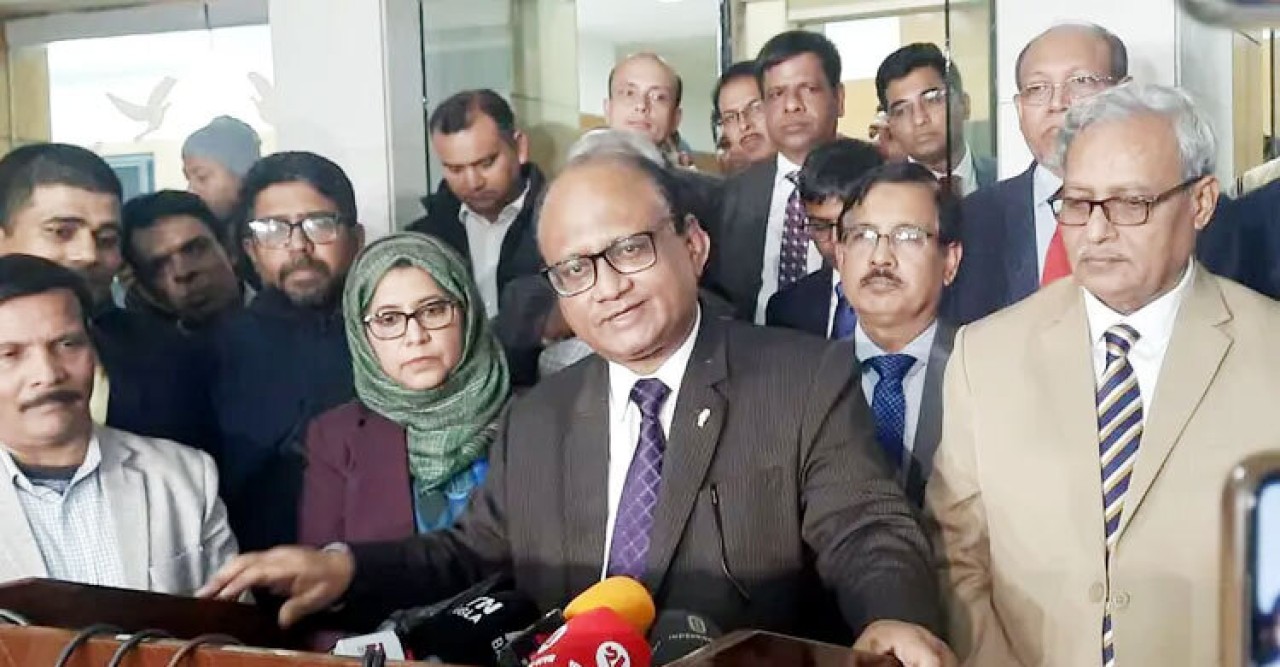 নিজের ‘দুর্নীতির অভিযোগ’ নিয়ে যা বললেন দুদকের নতুন চেয়ারম্যান