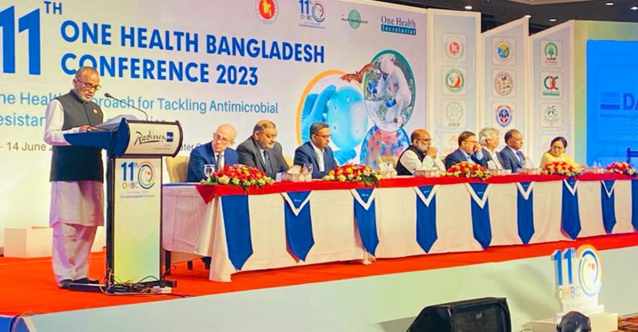 মানব স্বাস্থ্যের জন্য ভারসাম্যপূর্ণ পরিবেশ অত্যন্ত গুরুত্বপূর্ণ