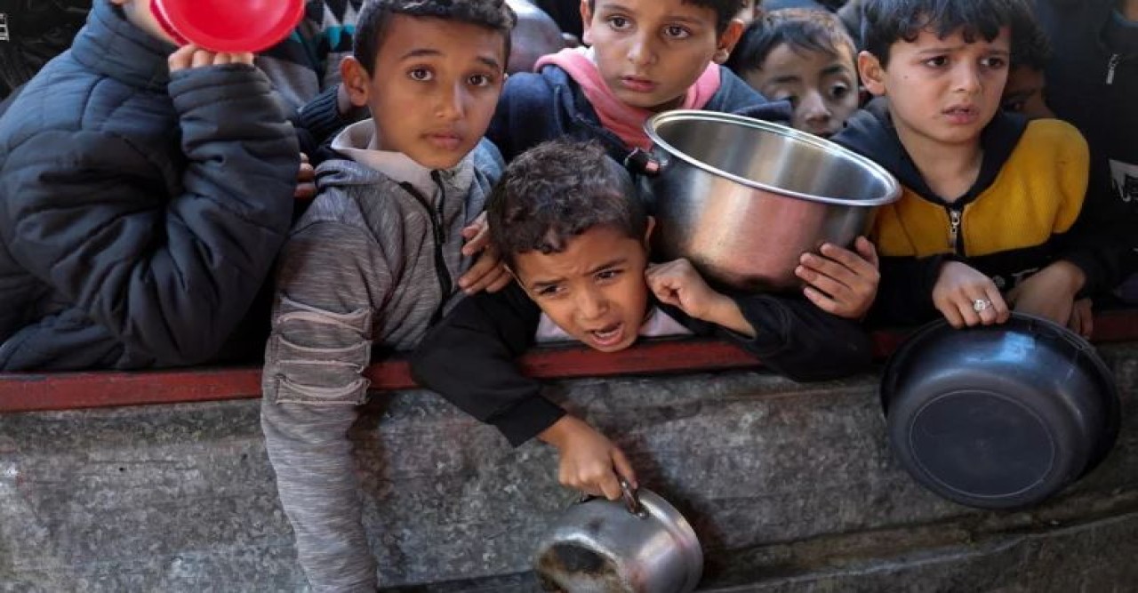 অনাহারে মৃত্যুঝুঁকিতে গাজার ৩৫ হাজার শিশু