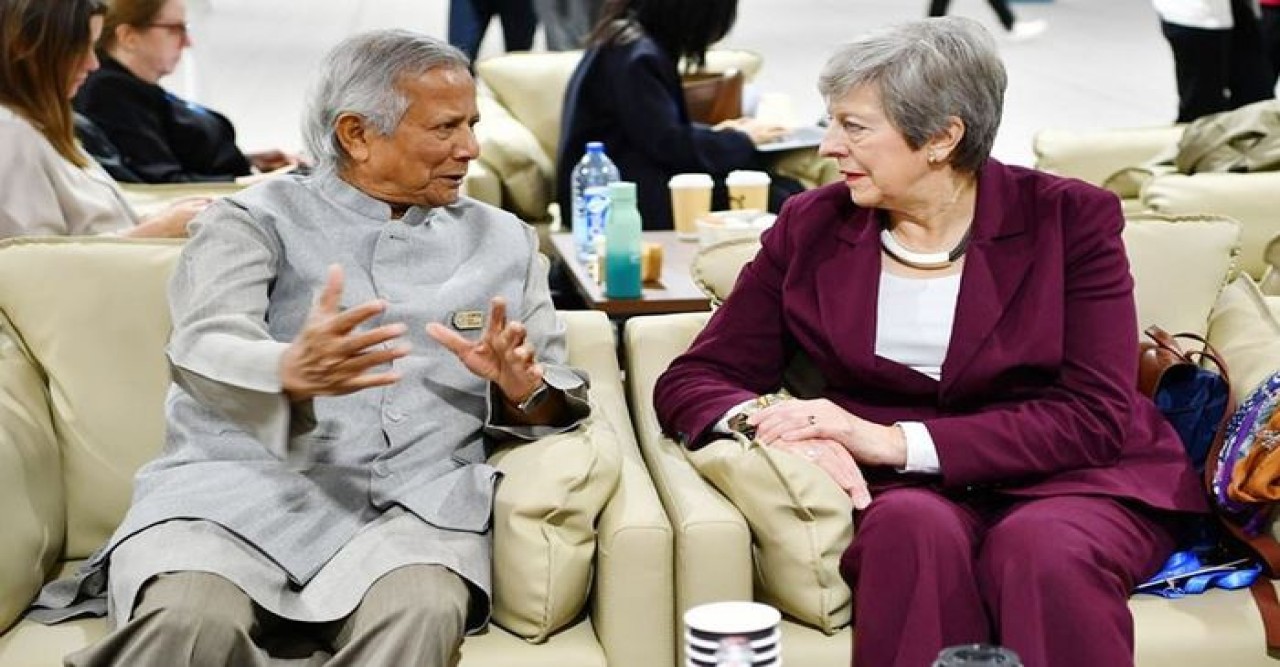 সাবেক ব্রিটিশ প্রধানমন্ত্রীর সঙ্গে প্রধান উপদেষ্টার সাক্ষাৎ