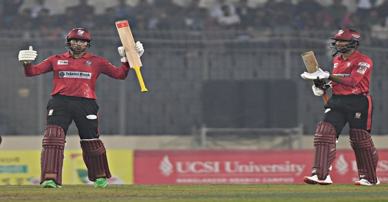 বরিশালের সৌম্য-মাহমুদ ঝলকে ঢাকার টানা হারের রেকর্ড