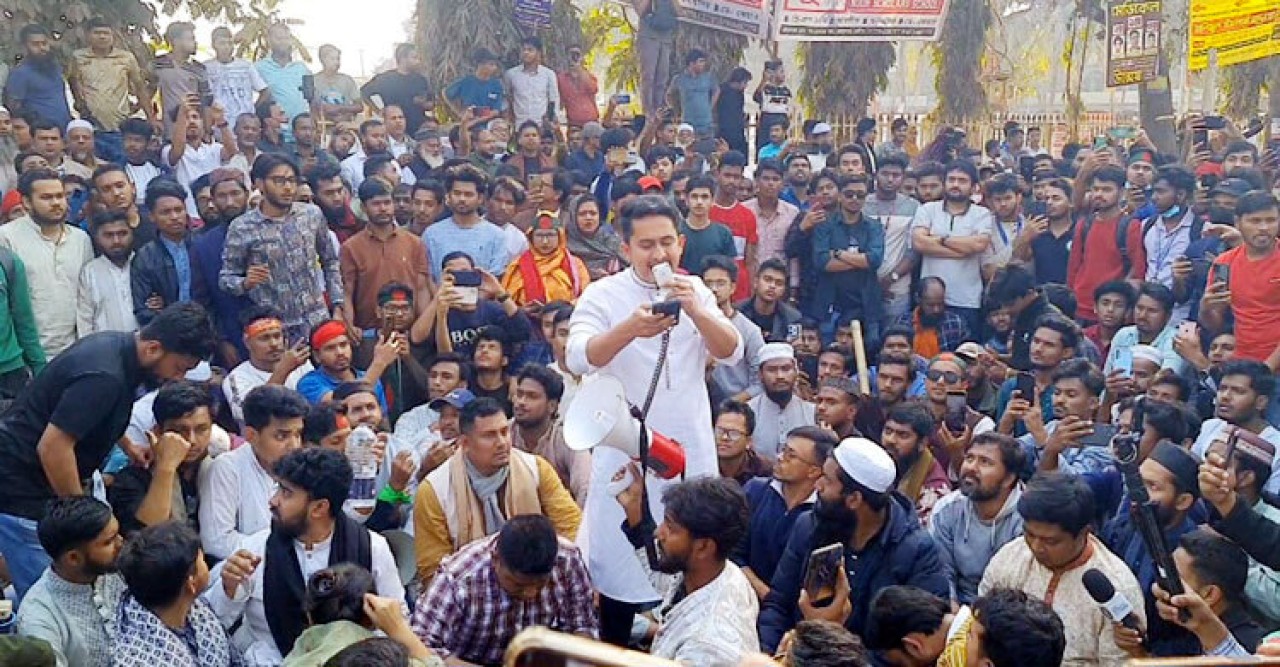 যুবলীগ-ছাত্রলীগের সন্ত্রাসীরা গাজীপুরে ঘুরে বেড়াচ্ছে: সারজিস