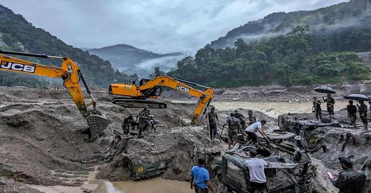 সিকিমে থমকে উদ্ধারকাজ, এখনো আটকা ৩০০০ পর্যটক