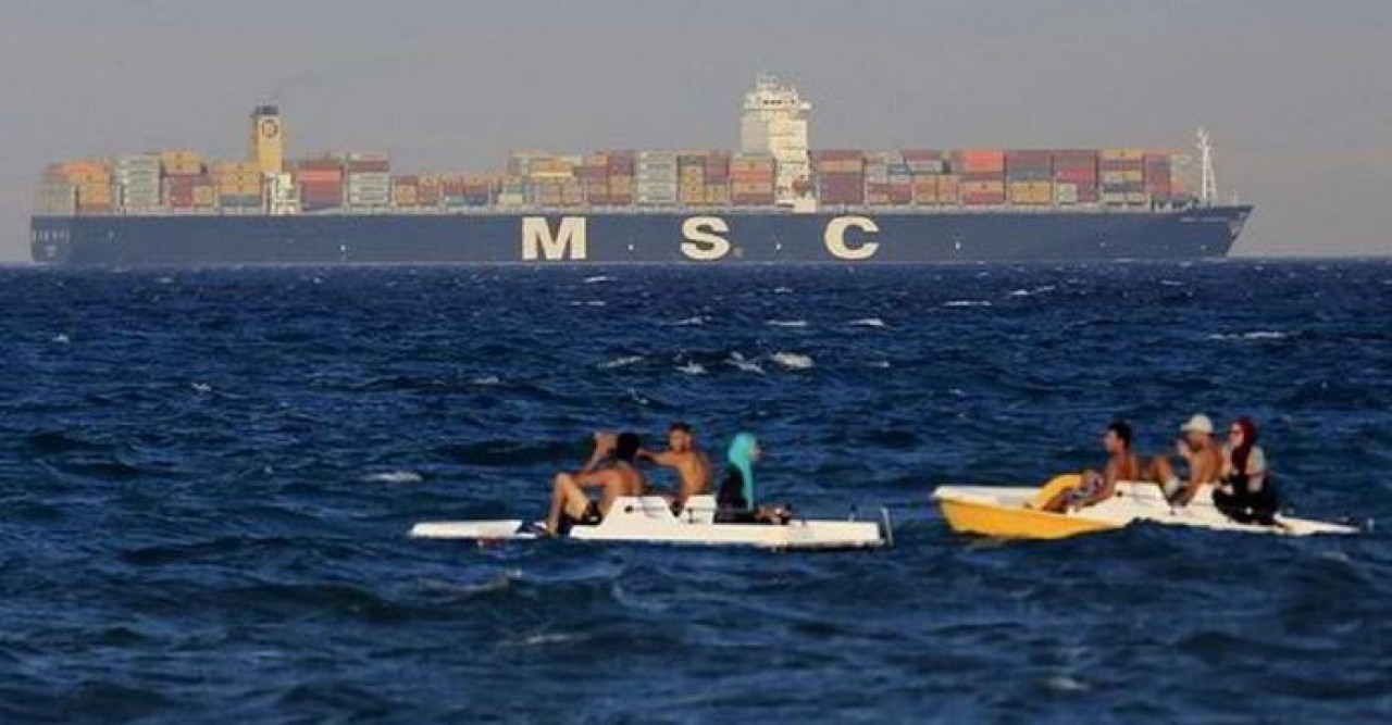 লোহিত সাগরে পাকিস্তানগামী জাহাজে ক্ষেপণাস্ত্র হামলা, হুতির দায় স্বীকার