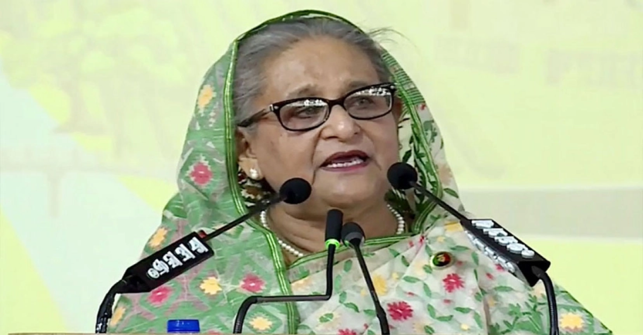 আবার ক্ষমতায় এলে দেশে কোনো কাঁচা রাস্তা থাকবে না : শেখ হাসিনা