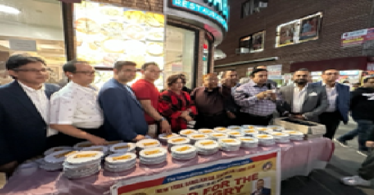 নিউইয়র্কে লায়ন্স ক্লাবের উদ্যোগে খাদ্য বিতরণ