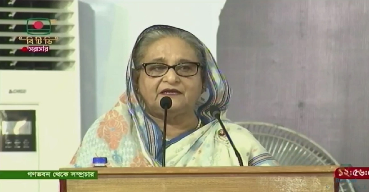 নারীদের অধিকার আদায় করে নিতে হবে : প্রধানমন্ত্রী