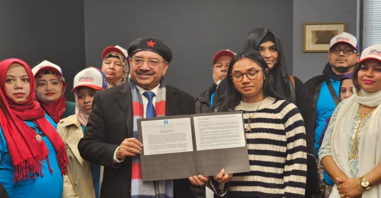 নিউইয়র্কে আলবেনি সিনেটরস প্রতিনিধিদের সাথে ডক্টর আবু জাফরের সাক্ষাৎ