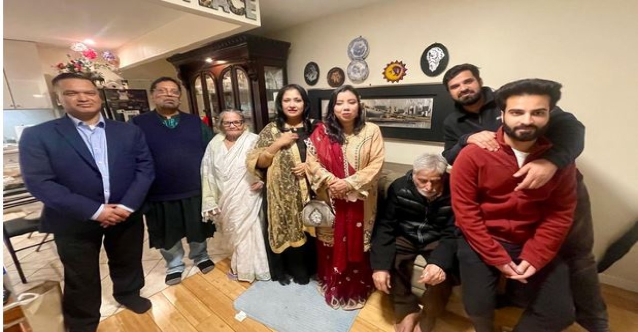 বিটিভি”র জনপ্রিয় উপস্হাপক লিটা ও প্রকৌশলী জারিফ দম্পতির ঈদ রিইউনিয়ন অনুষ্ঠিত