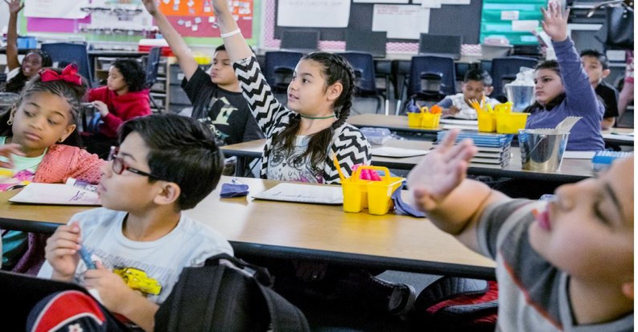 স্কুলে ধর্মভিত্তিক ভীতি আর সকল ঘৃণার বিরুদ্ধে নিউইয়র্ক