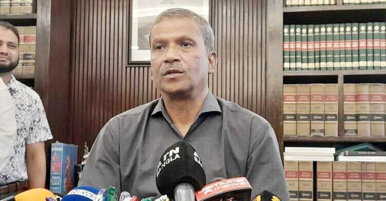 আওয়ামী লীগ নিষিদ্ধের বিষয়ে যা বললেন আইন উপদেষ্টা