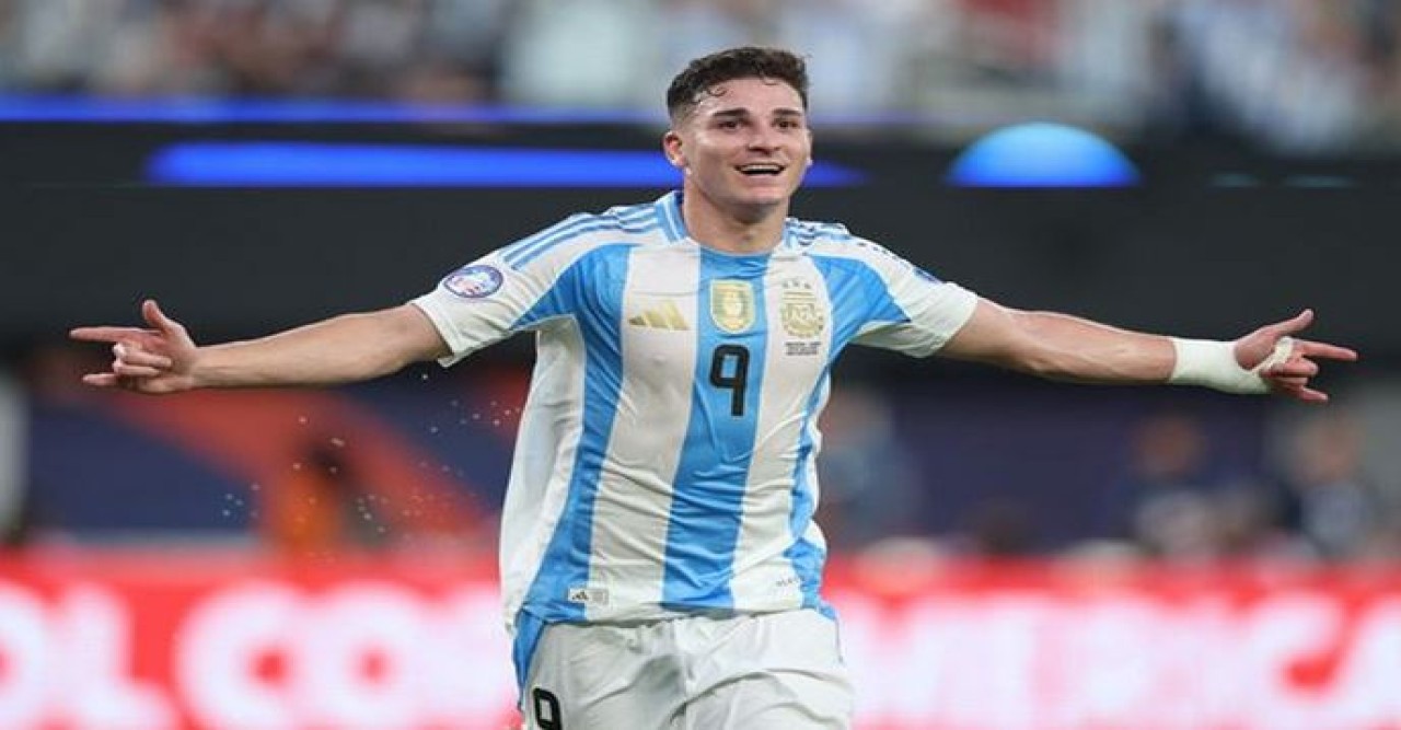 সিটির পাঠ চুকিয়ে স্প্যানিশ ক্লাবে আলভারেজ