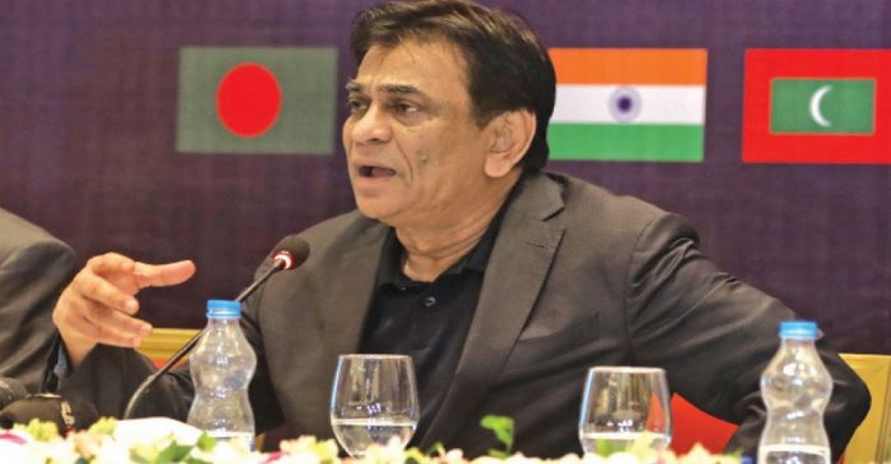 আমাকে হারান, এরপর দেখব বিশ্বচ্যাম্পিয়ন কবে হই