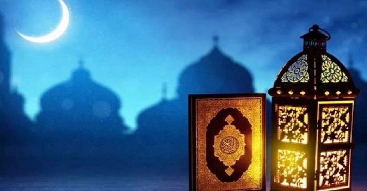 নতুন চাঁদ দেখা গেলে যে দোয়া পড়া সুন্নত