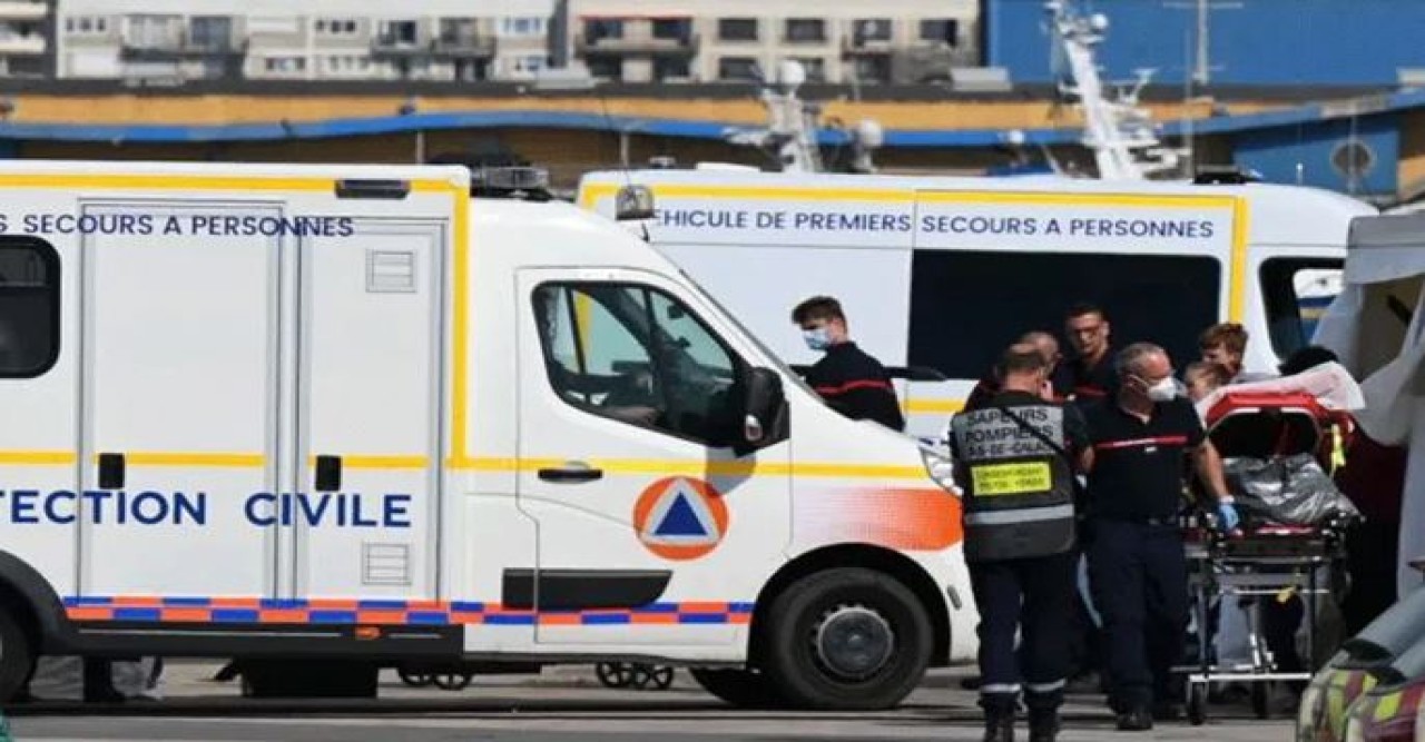 ইংলিশ চ্যানেলে নৌকাডুবি, ১২ অভিবাসনপ্রত্যাশীর মৃত্যু