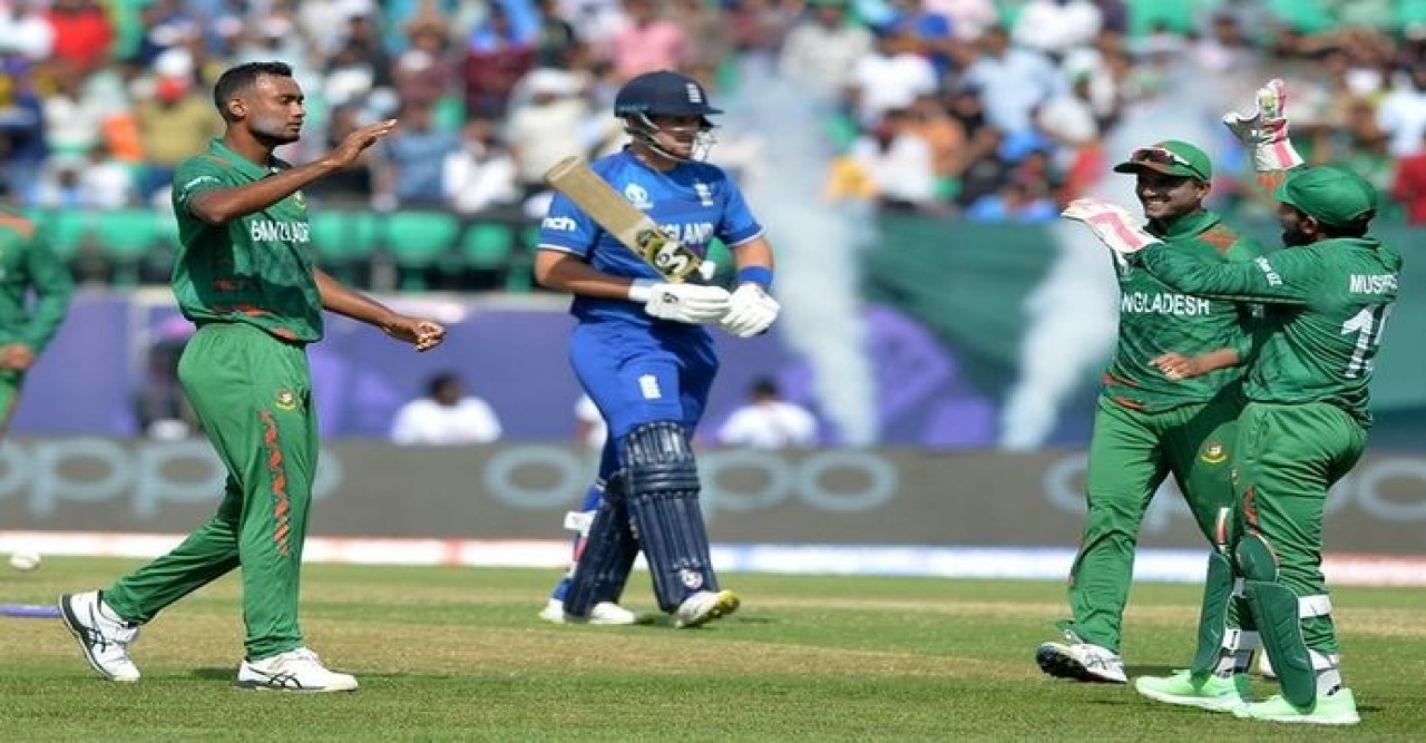 পাহাড়সম লক্ষ্যের সামনে বাংলাদেশ