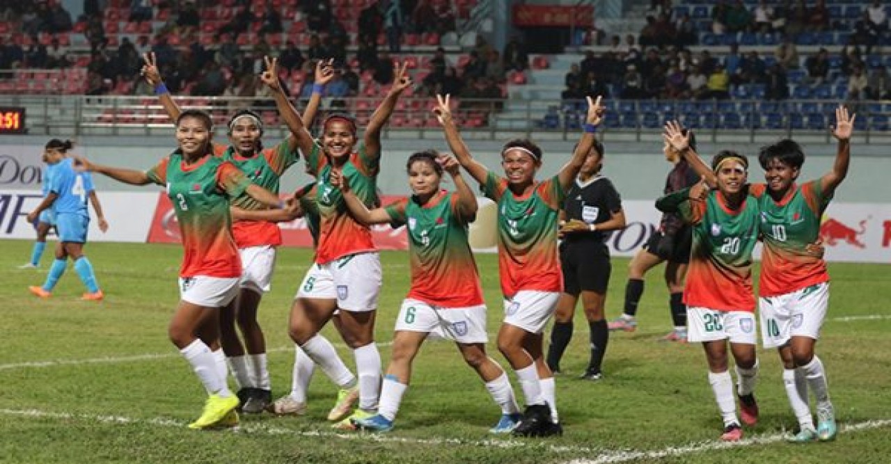 আবারও ট্রফি নিয়ে ফিরতে চায় বাংলাদেশ