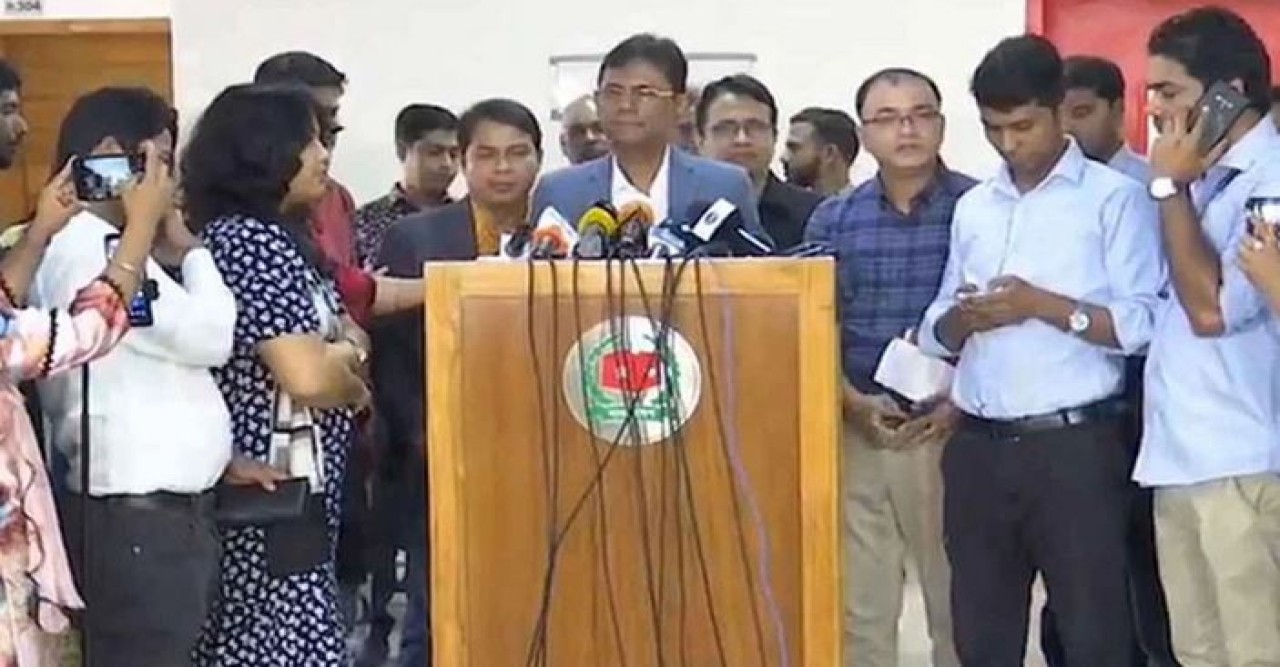 মাঠ পর্যায়ের তথ্যের ভিত্তিতে ওসি-ইউএনওদের বদলি : ইসি