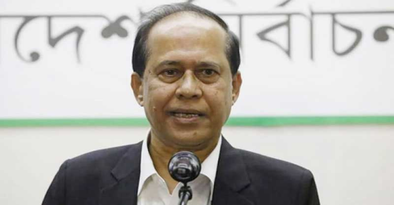 আমরা কোনো চাপ অনুভব করছি না, কাজ করছি : সিইসি